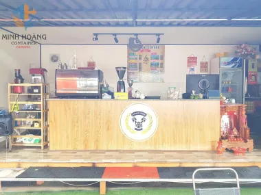 Hai container cafe 20 feet khung kính không gian mở