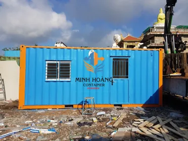 Container homestay 20 feet xanh viền cam