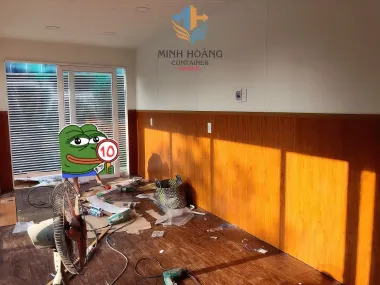 Container Homestay 20 Feet Khung Kính Xám