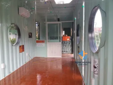 Container Cafe 40 Feet Nguyên Bản Xanh Lá Viền Đen: Thiết Kế Sân Thượng & Mái Che Cực Chất