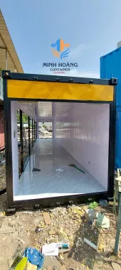 Container văn phòng 40 feet vàng viền đen khung kính tạo không gian mở