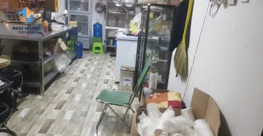 Container cafe kem 20 feet vàng viền đen