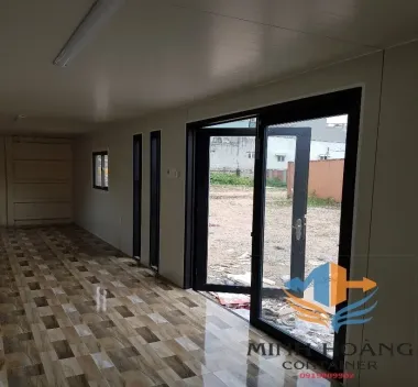 Container nhà ở 40 feet cách nhiệt Panel lạnh đỏ viền xám – P404