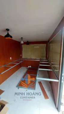 Container cafe 20 feet Vàng nhạt chia 2 phòng + ốp gỗ hiện đại