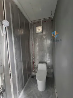 Container Văn Phòng 20 Feet Xám 3 Cửa Có Toilet Vỏ Lạnh