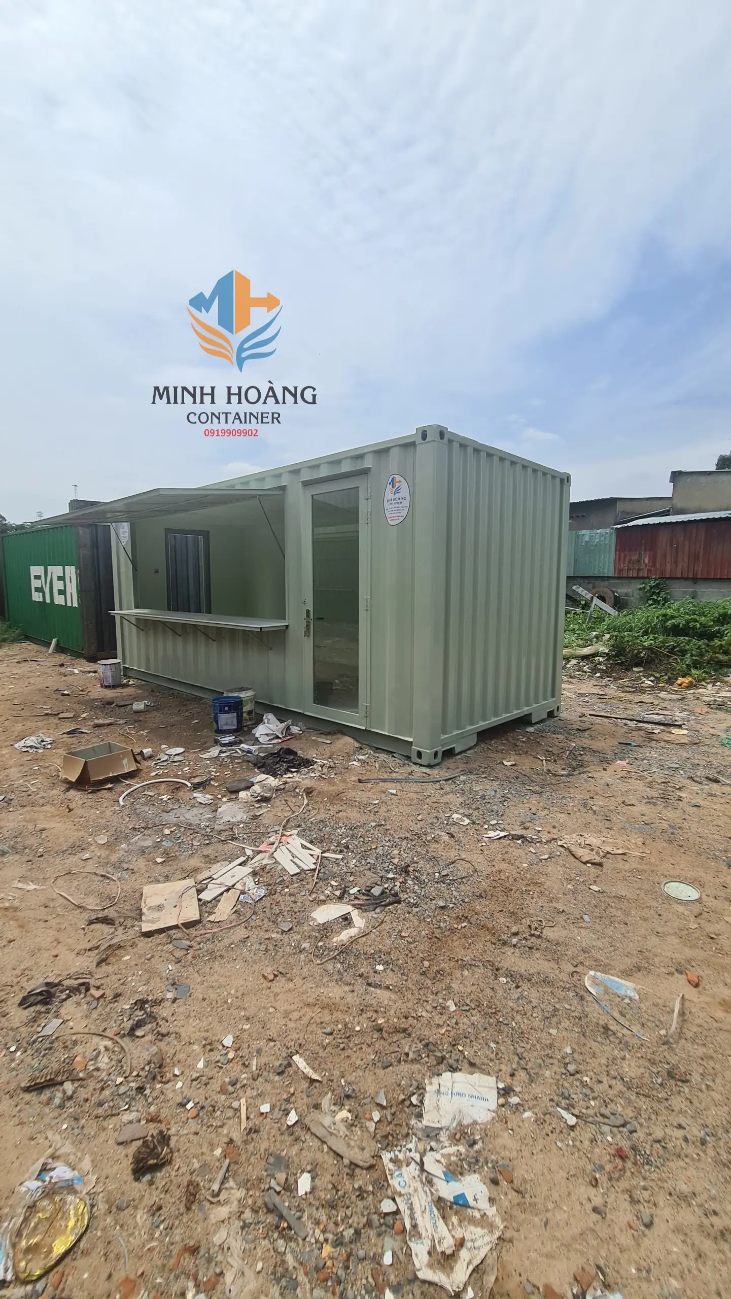 Container cafe 20 feet tím vàng