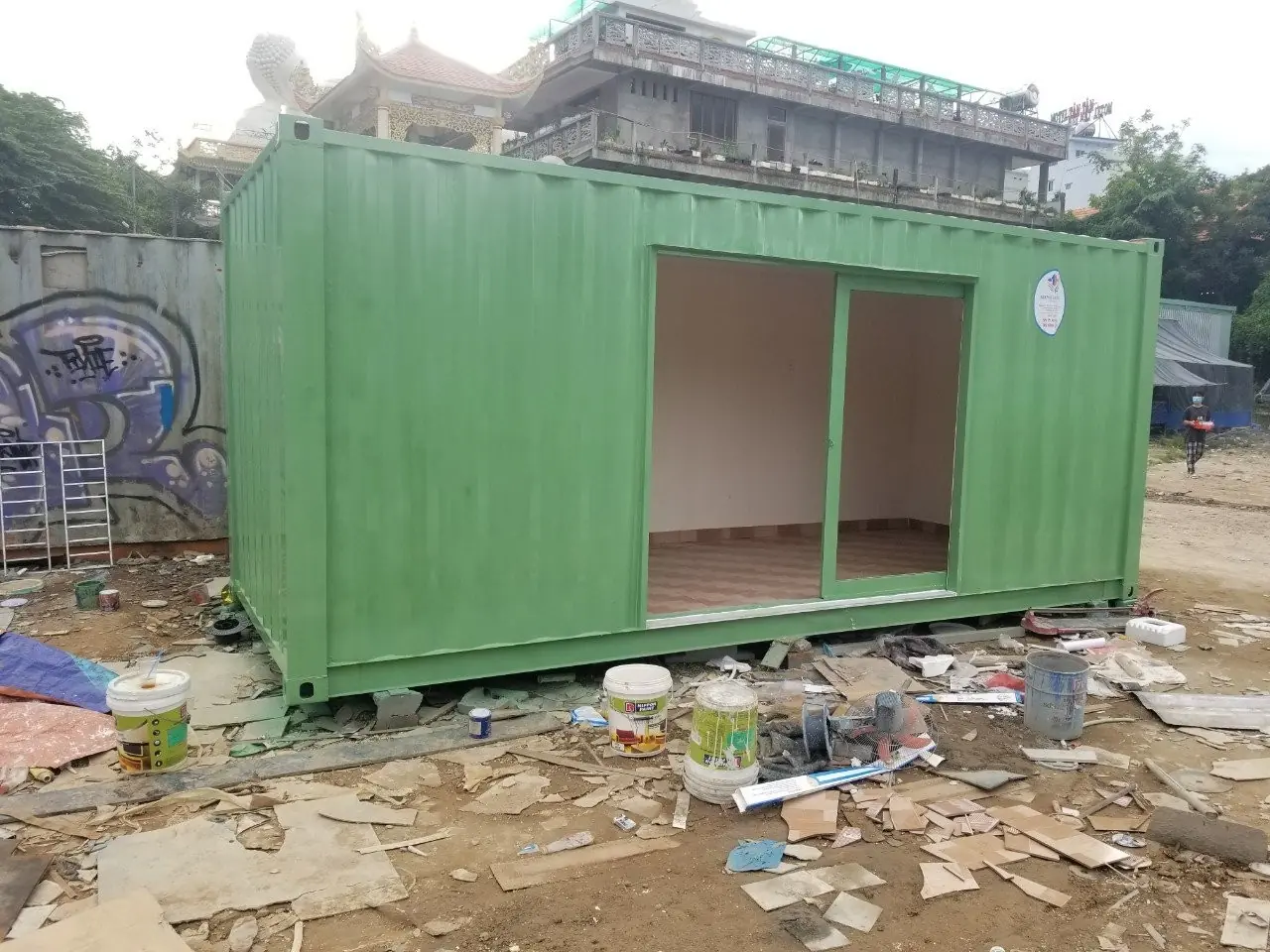 Container văn phòng 2 tầng 2x20 feet vàng viền xanh