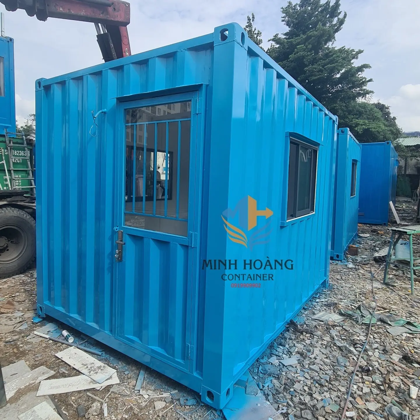 Container văn phòng 40 feet màu vàng đỏ option chia 2 phòng