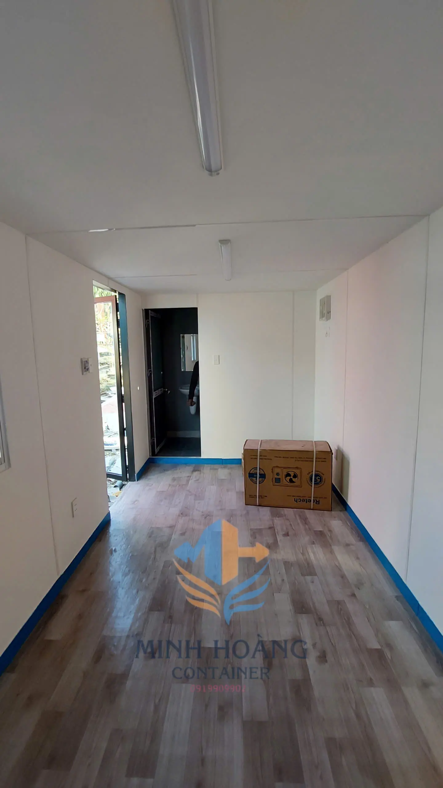 Container Văn Phòng 20 Feet 3 Màu Trắng Đỏ Vàng
