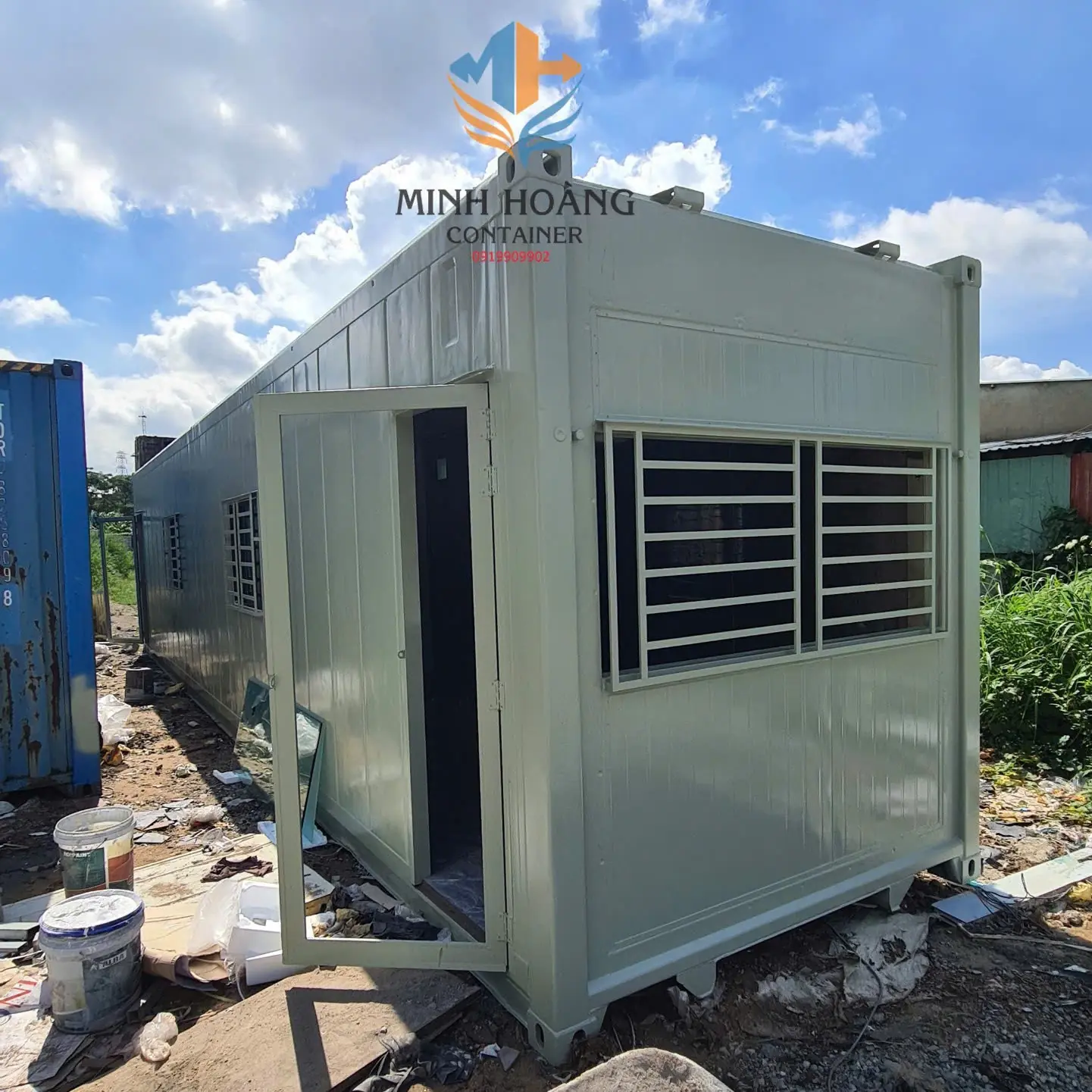 Nhà Container 40 Feet Chia 2 Phòng Đẹp, Màu Xanh Nhạt, Đầy Đủ Tiện Nghi